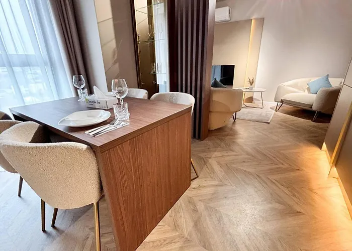 Yang 23rd Floor Panoramic View & King Bed Luxury * Cluj-Napoca