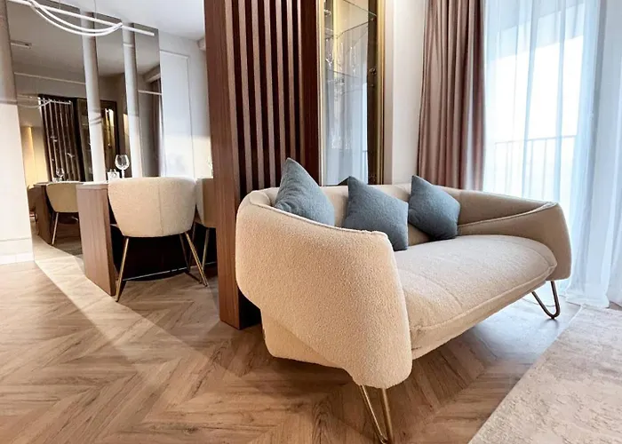 Yang 23Rd Floor Panoramic View & King Bed, Parkin